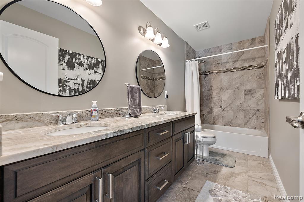 56895 Topaz Drive, Macomb, MI 48042 — Photo 34