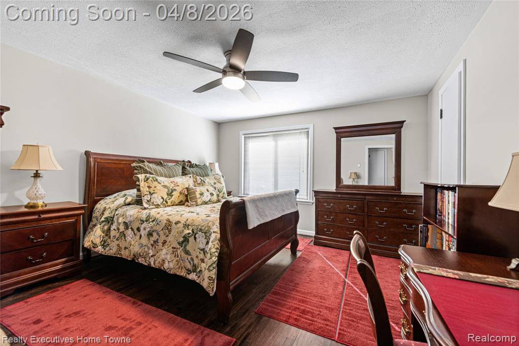 703 1/2 Saint Clair Street, Grosse Pointe, MI 48230 — Photo 12