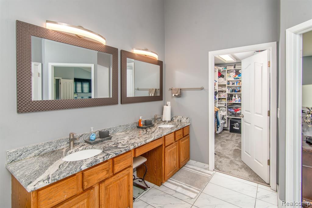 352 ELMINGTON, Canton, MI 48188 — Photo 24