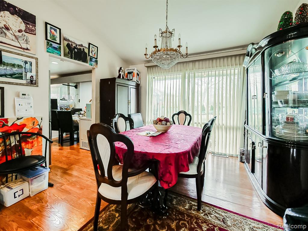 6775 Cedarbrook Drive, Bloomfield Hills, MI 48301 — Photo 10