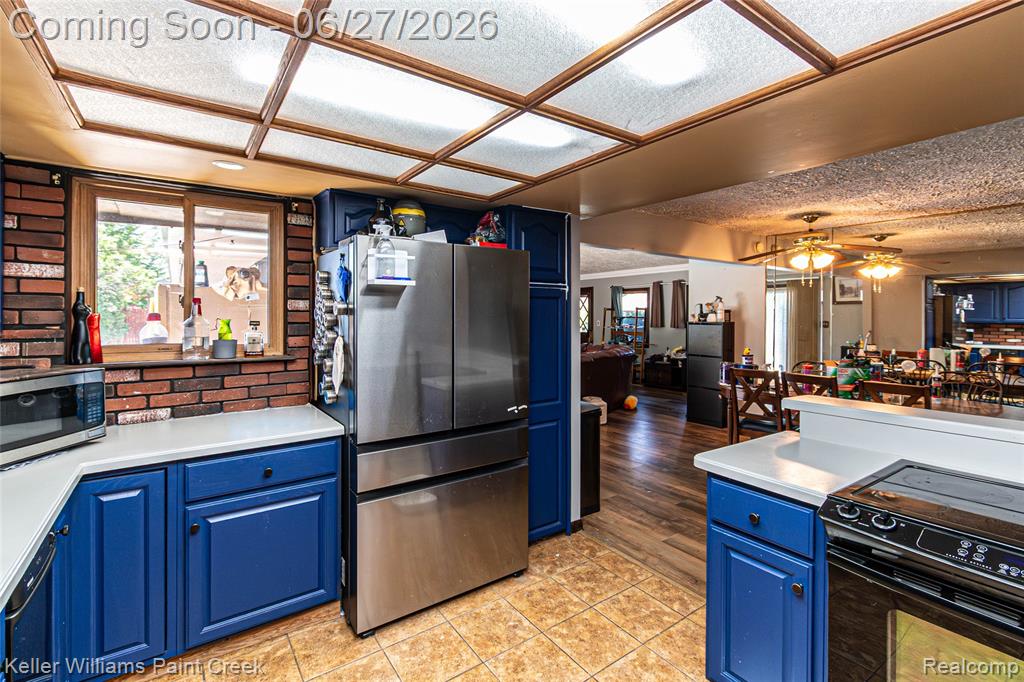 20510 Luna Street, Clinton Twp, MI 48035 — Photo 12