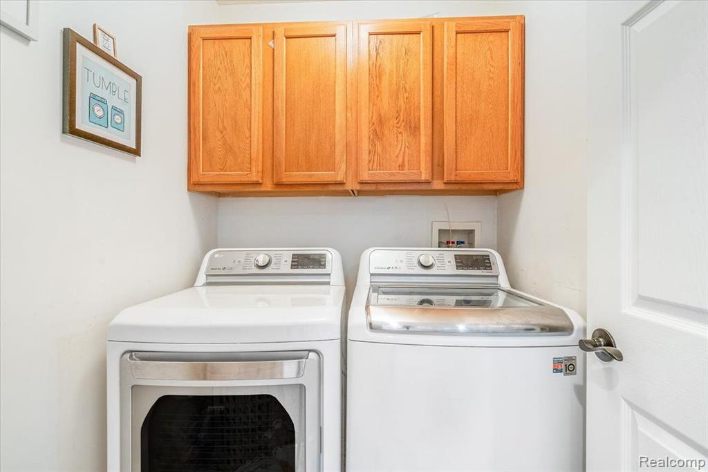 42936 N CUMBERLAND Drive, Belleville, MI 48111 — Photo 24