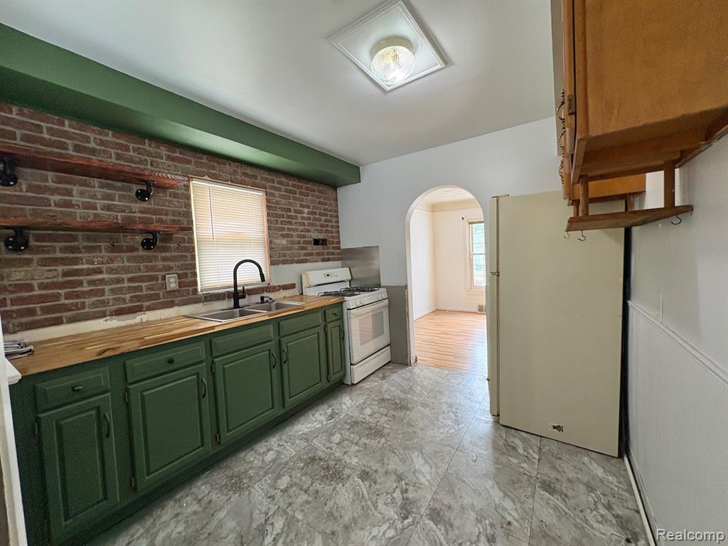 25680 Send Street, Roseville, MI 48066 — Photo 6