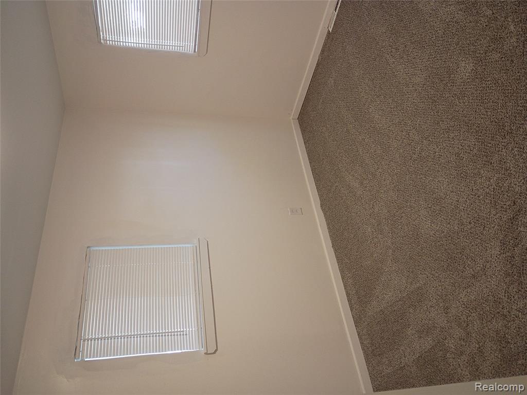 405 W Bundy Avenue, Flint, MI 48505 — Photo 8