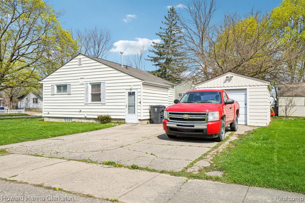 967 Darling Street, Flint, MI 48532 — Photo 17