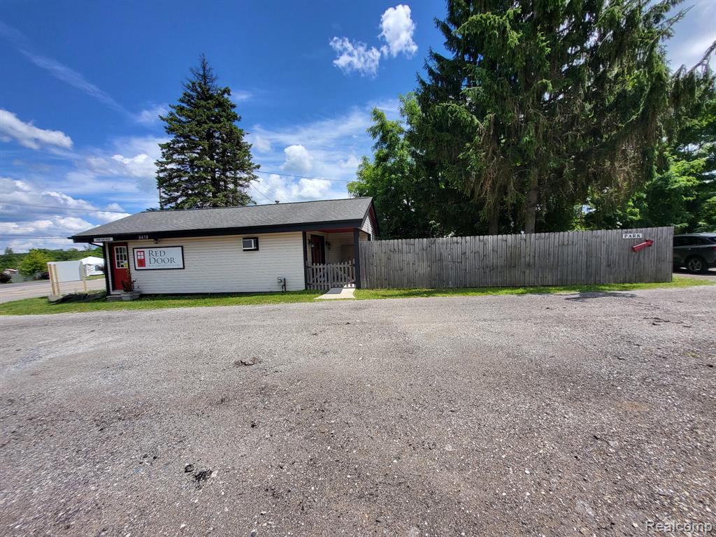 9421 Dixie Highway, Clarkston, MI 48348 — Photo 6