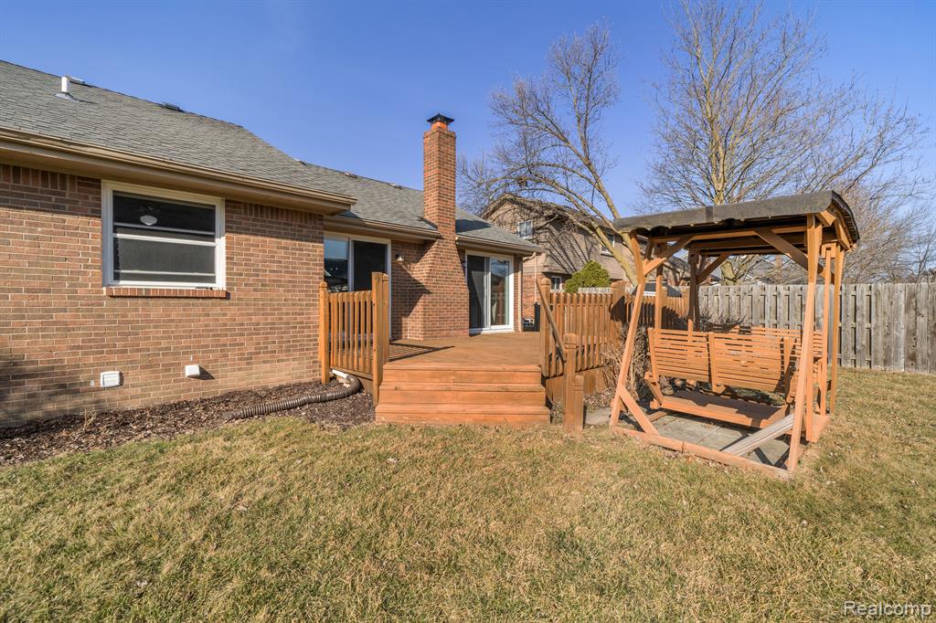 46457 SWANMERE Drive, Canton, MI 48187 — Photo 46