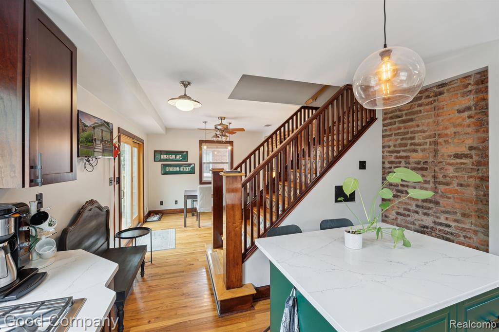 964 W LEWISTON Avenue, Ferndale, MI 48220 — Photo 23