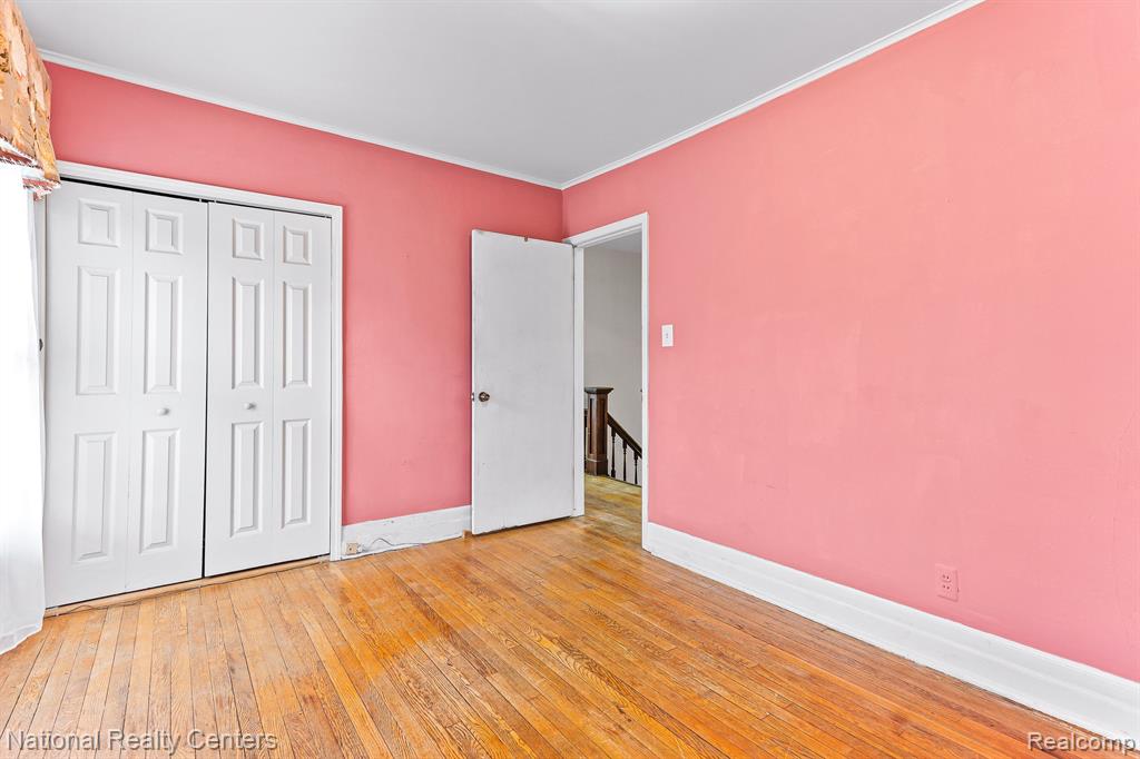 426 E KENILWORTH Avenue, Royal Oak, MI 48067 — Photo 15