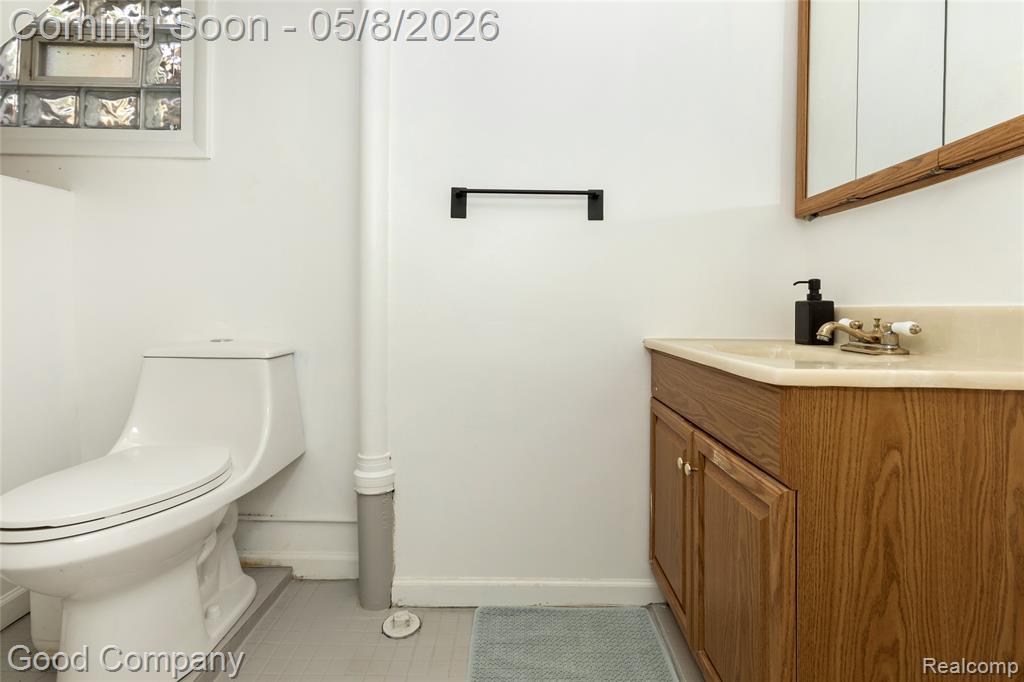 621 W Hazelhurst Street, Ferndale, MI 48220 — Photo 47