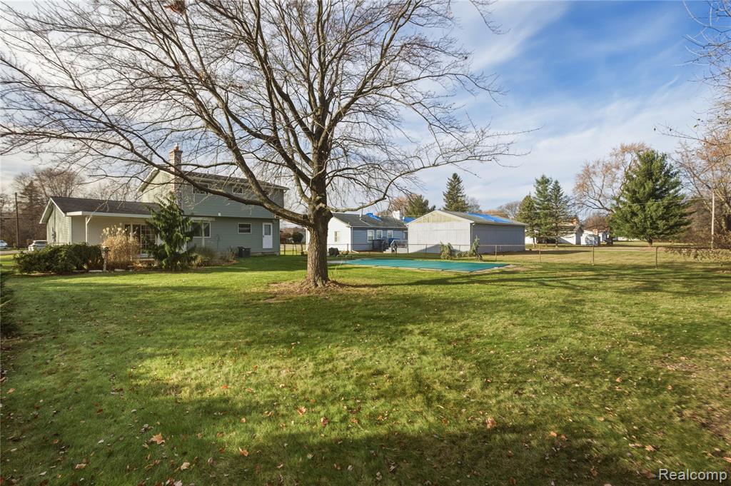 5134 N Jennings Road, Flint, MI 48504 — Photo 35