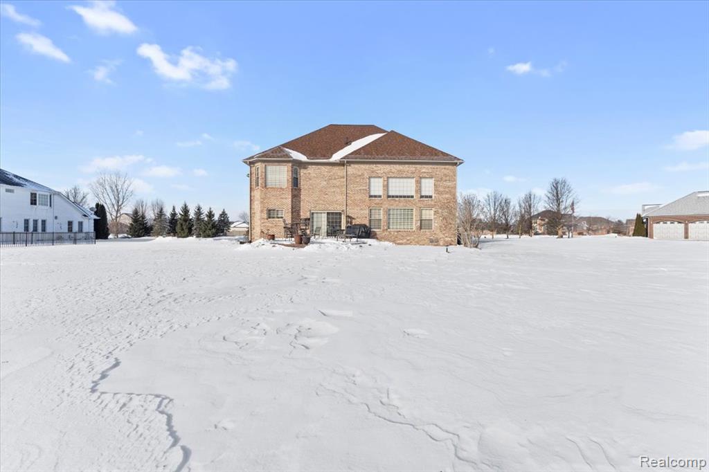 26035 Red Wood Drive, New Boston, MI 48164 — Photo 48