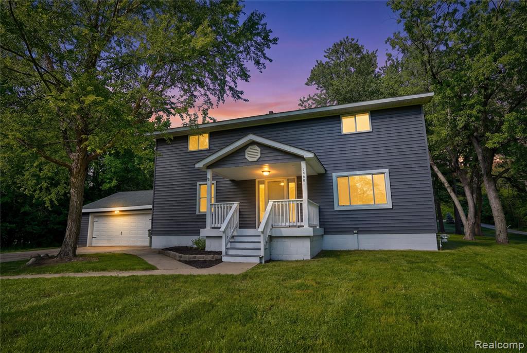 1460 W Silverbell Road, Lake Orion, MI — Photo 24