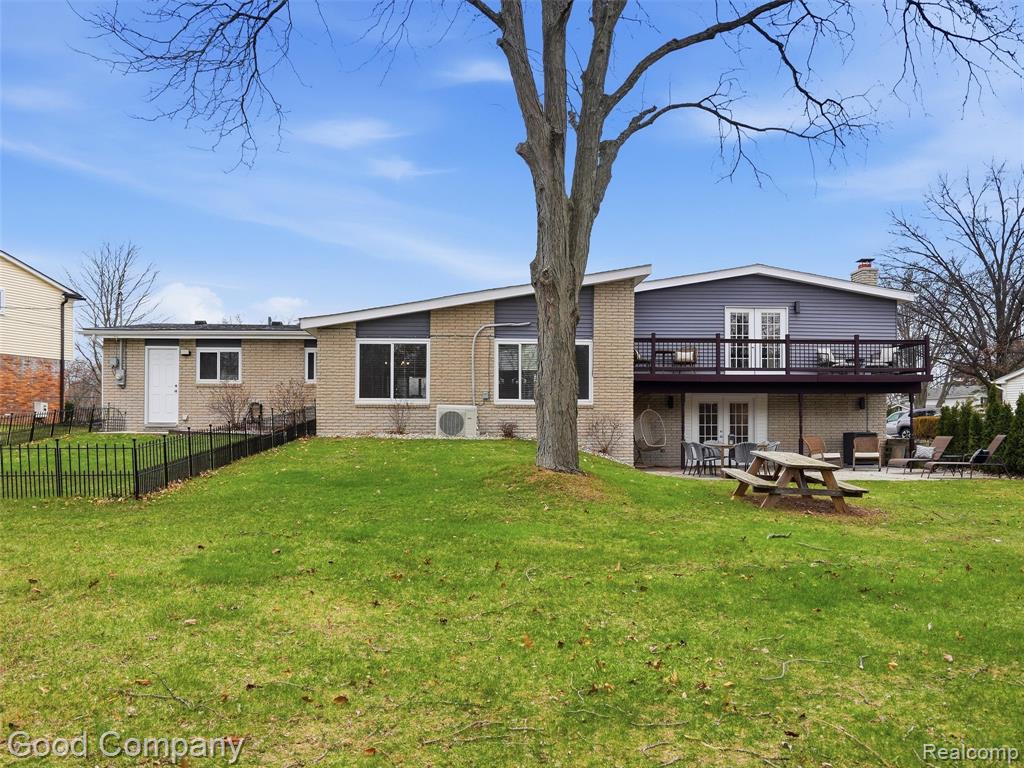 7371 Edinborough, West Bloomfield, MI — Photo 52