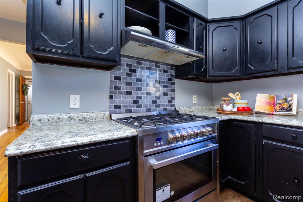 7481 Gerald Avenue, Warren, MI 48092 — Photo 12