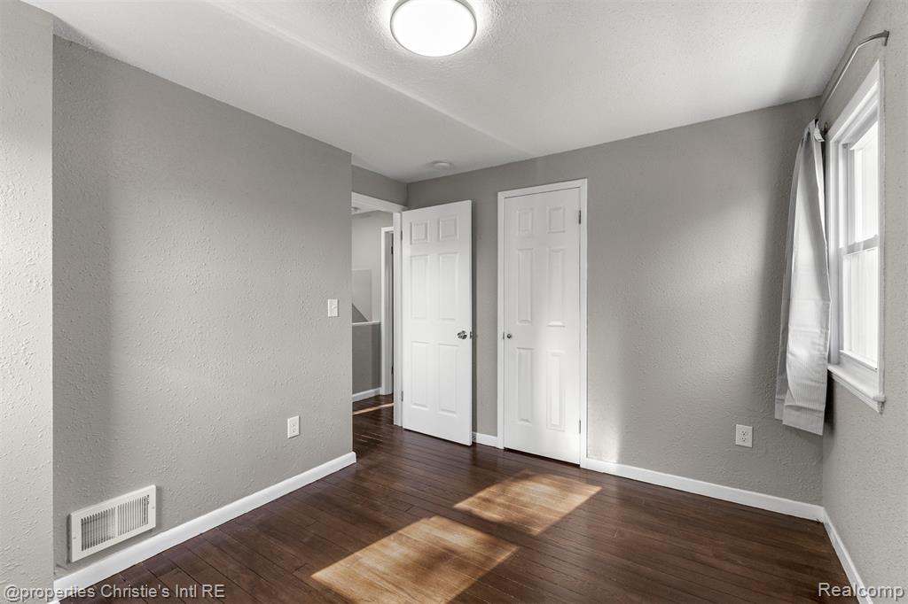 10842 Nottingham, Detroit, MI 48224 — Photo 17