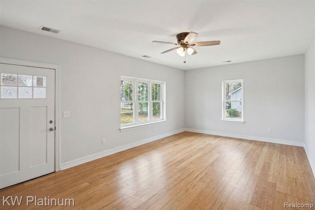 9557 Main Street, Clifford, MI 48727 — Photo 2