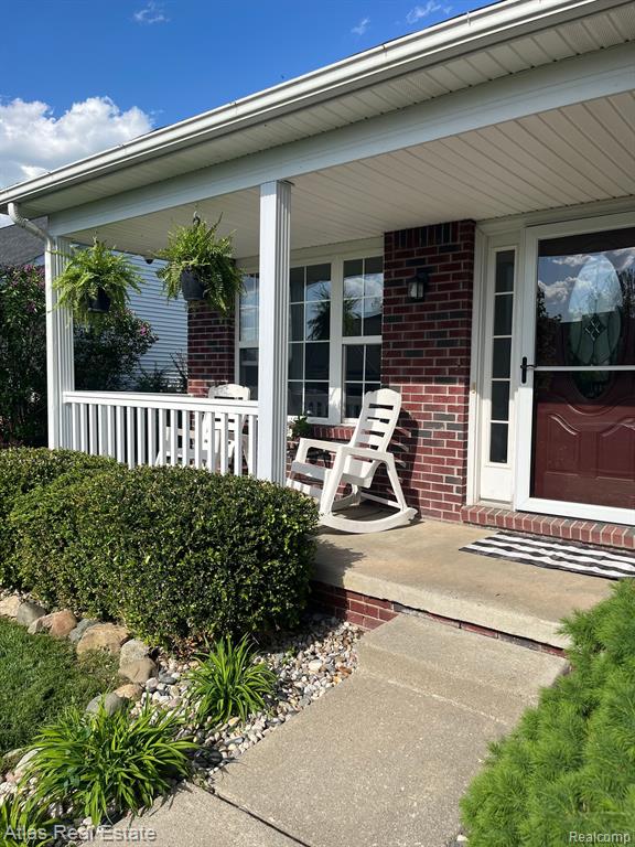 7479 CEDAR, Goodrich Vlg, MI — Photo 4