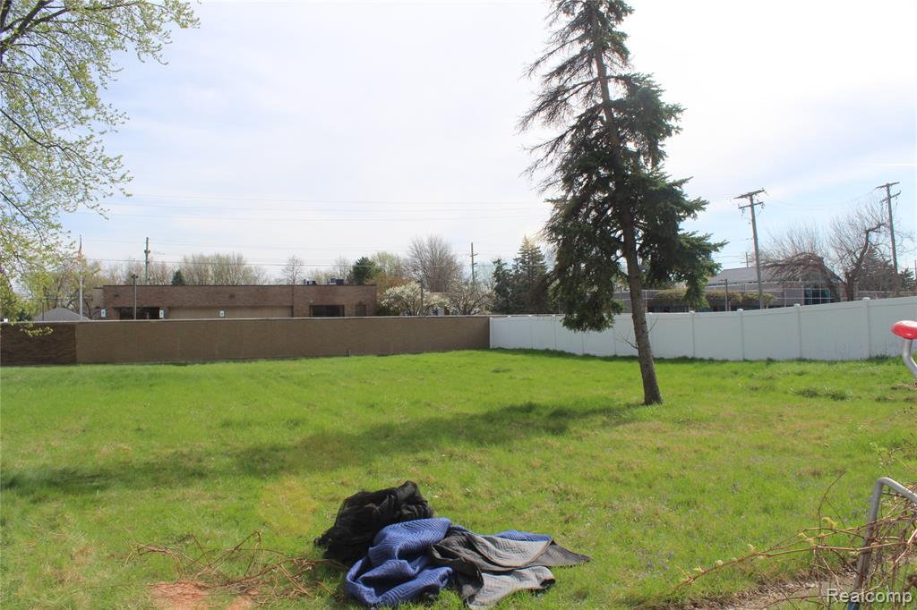 5610 Noll Street, Sterling Heights, MI 48310 — Photo 6