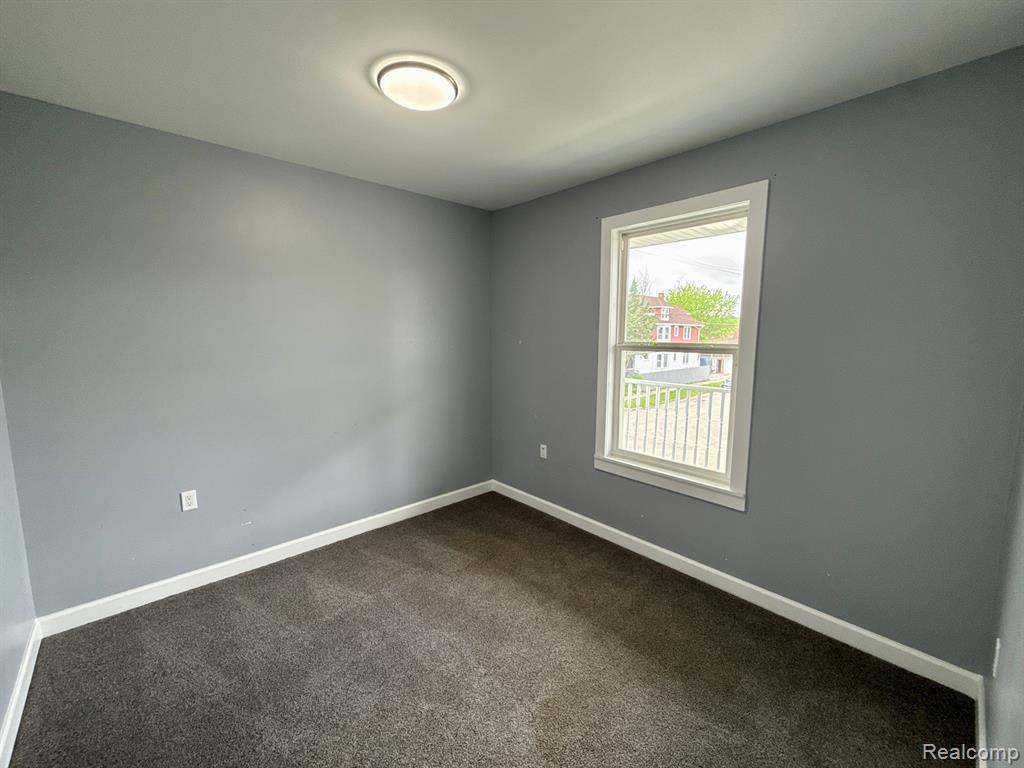 5101 OREGON Street, Detroit, MI 48204 — Photo 7