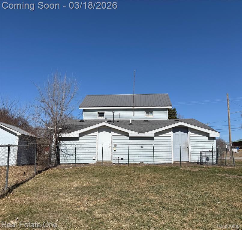 200 S Hayes Street, Farwell, MI 48622 — Photo 4