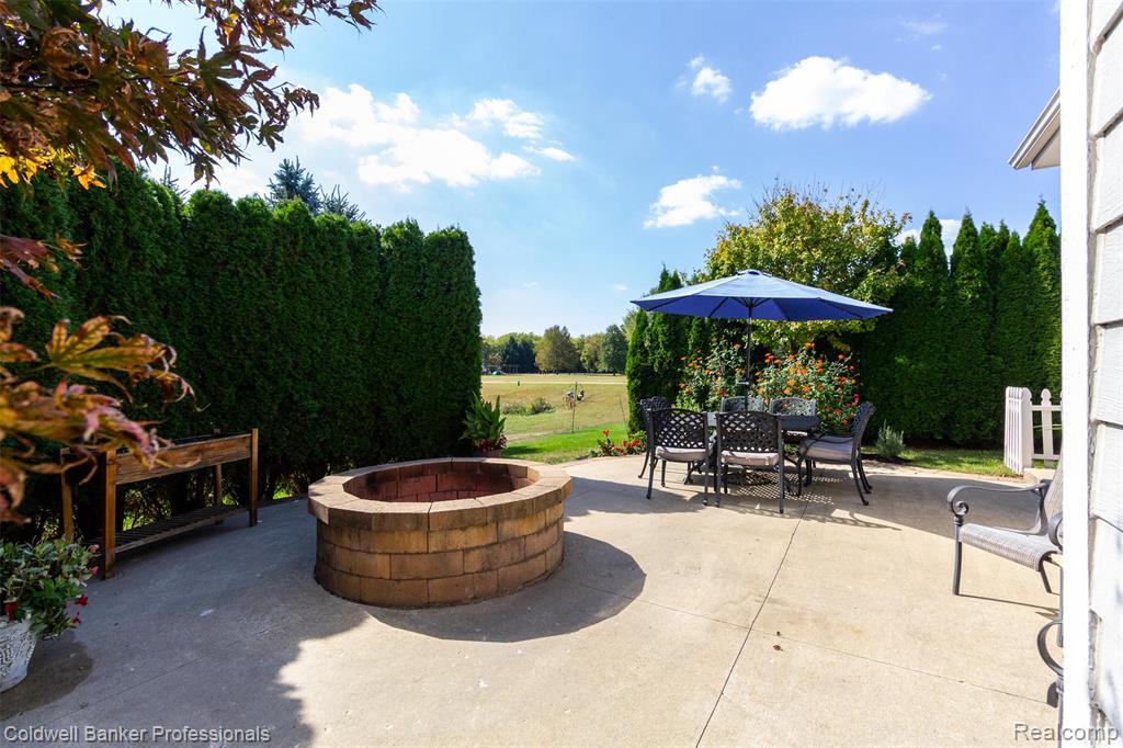10820 Bouldercrest Drive N, South Lyon, MI 48178 — Photo 45