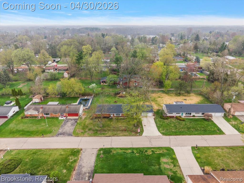 1759 Ashstan Drive, Walled Lake, MI 48390 — Photo 45