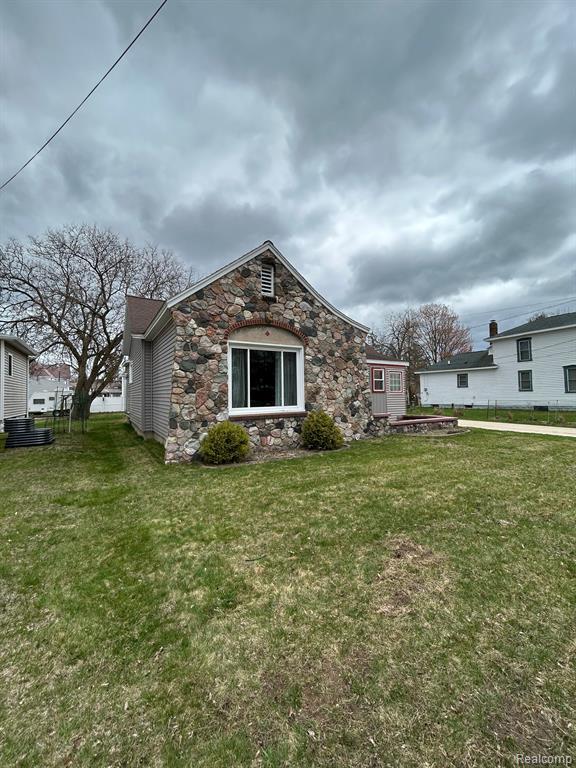 416 CHURCH Street, East Tawas, MI 48730 — Photo 2