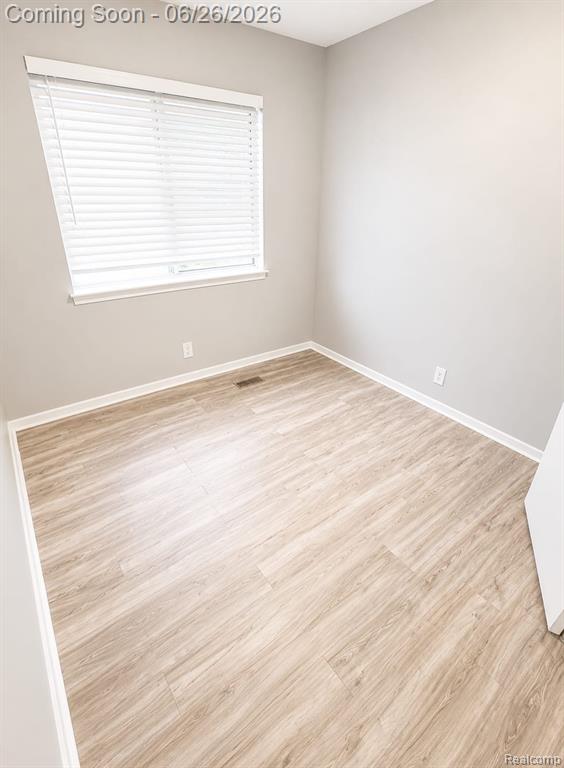 5858-5860 Niles Drive, Troy, MI 48098 — Photo 11