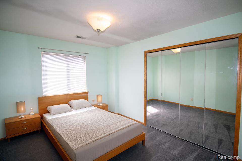9602 Sawgrass Court, Unit #8, Belleville, MI 48111 — Photo 24