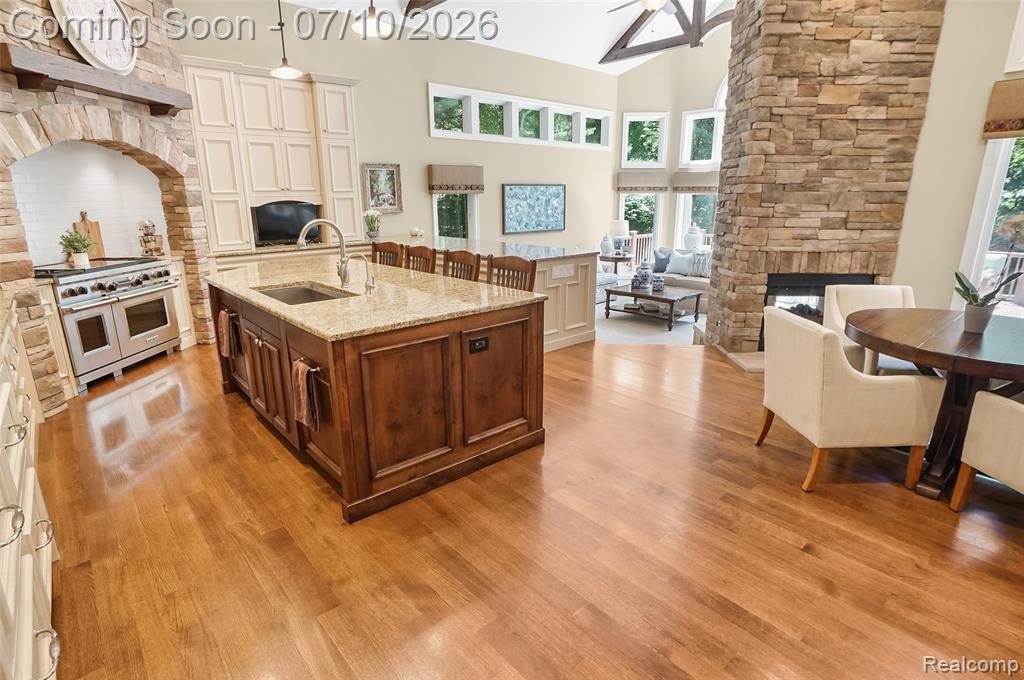 12172 Woodline Drive, Fenton, MI 48430 — Photo 12