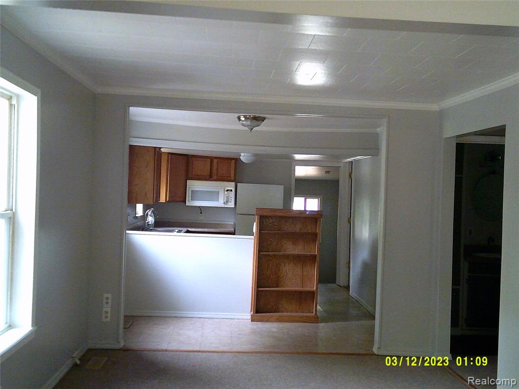 365 Grove Street, Whitmore Lake, MI 48189 — Photo 8
