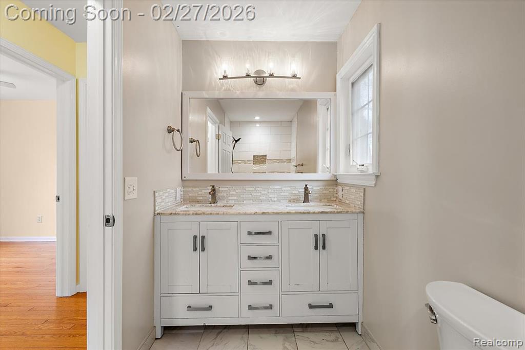 6885 Aeroview Street, West Bloomfield, MI 48324 — Photo 30