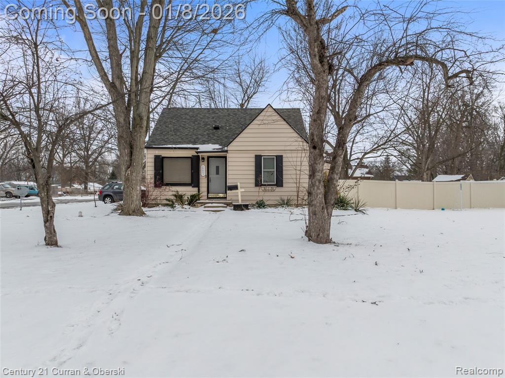 28854 Hennepin, Garden City, MI — Photo 24