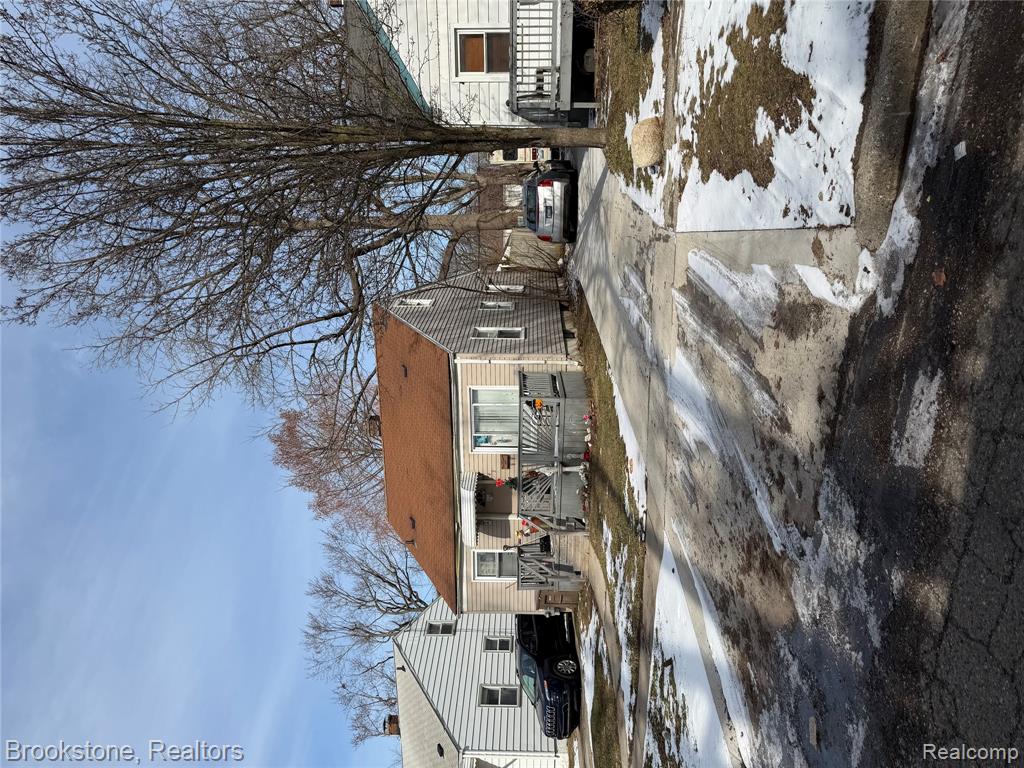 643 E Mansfield Avenue, Pontiac, MI 48340 — Photo 2