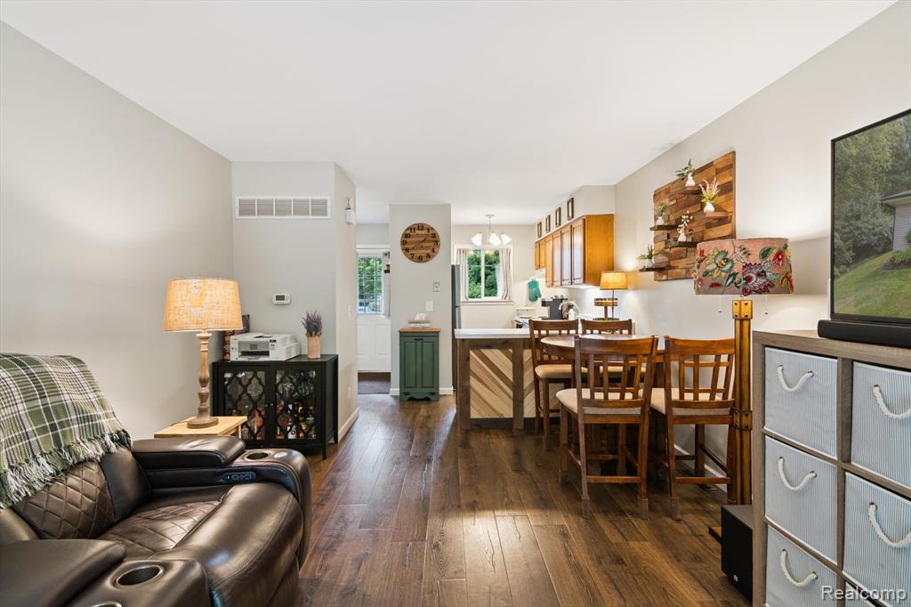 4521 Westbrook Drive, Jackson, MI 49201 — Photo 11