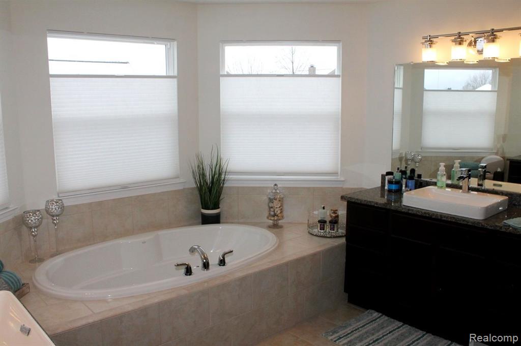 483 PROSPECT HILL Street, Canton, MI 48188 — Photo 74