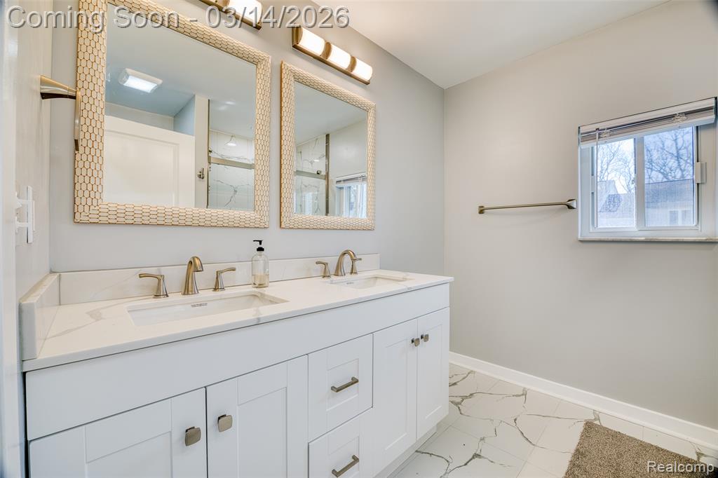19580 Parke Lane, Grosse Ile, MI 48138 — Photo 45