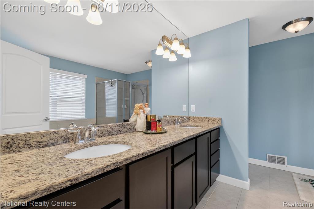 27412 Victoria Road, Novi, MI — Photo 26