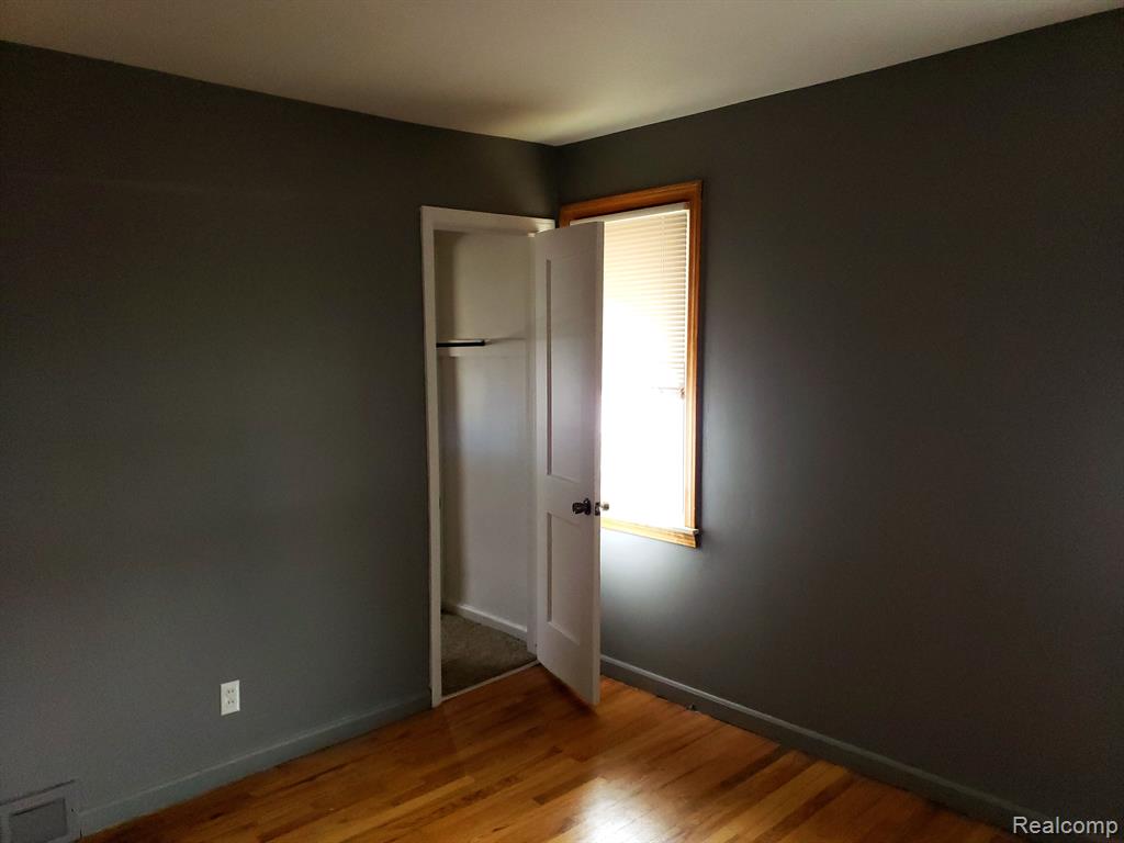 6849 LOZIER Avenue, Warren, MI 48091 — Photo 12