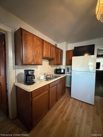 435 Riverbank Street, Wyandotte, MI 48192 — Photo 10