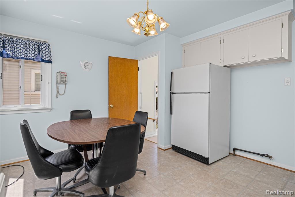 33441 Leona Street, Garden City, MI — Photo 16