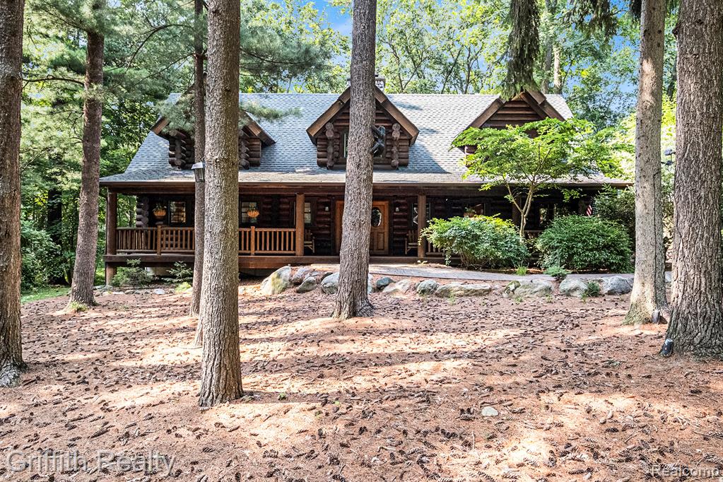 11245 Guyn Drive, Brighton, MI 48114 — Photo 2