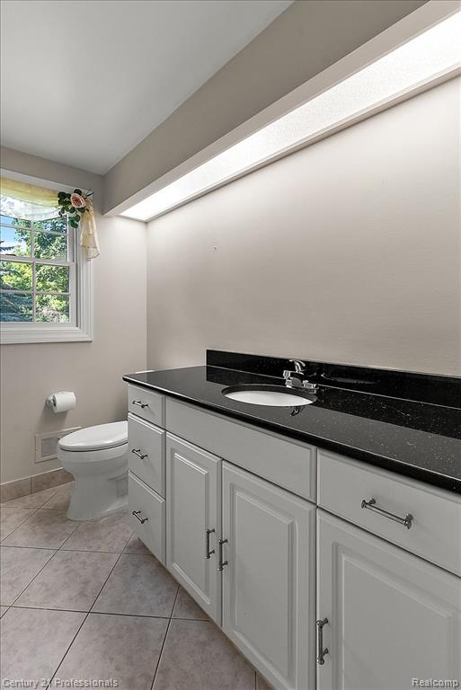 633 Foxhall Road, Bloomfield Hills, MI 48304 — Photo 54