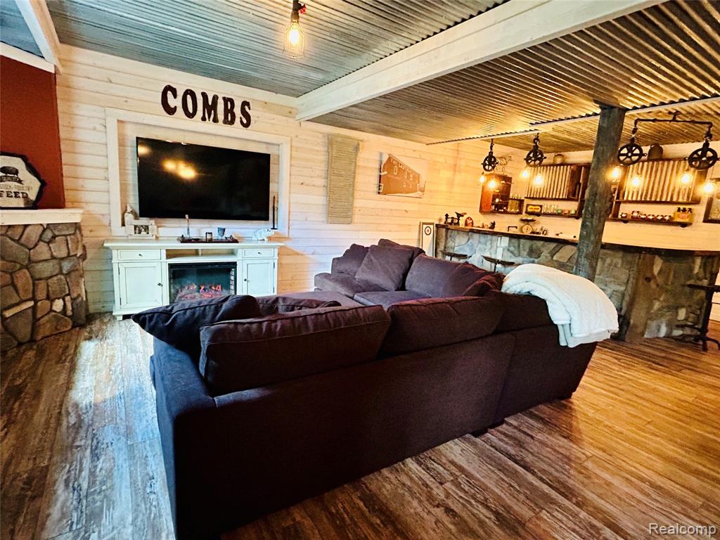 6060 Challis Road, Brighton, MI 48116 — Photo 24