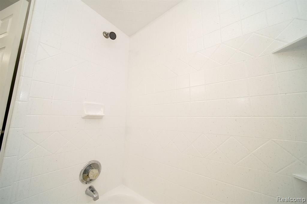 5266 ARGENTINE Road, Howell, MI 48855 — Photo 60