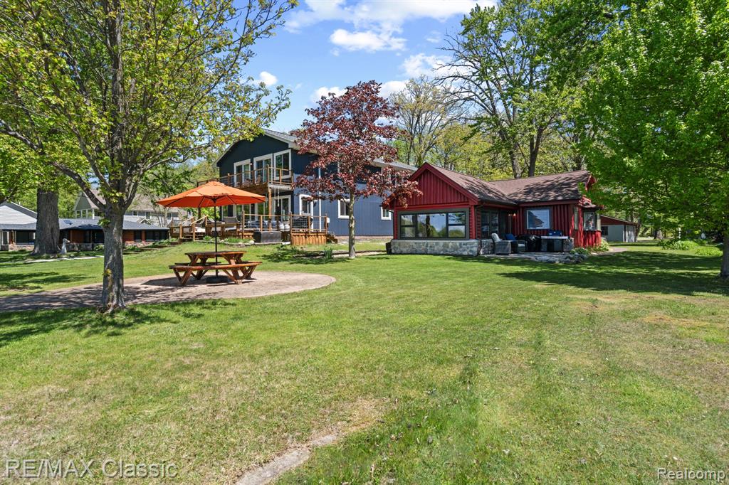 10584 Bob White Beach Boulevard, Whitmore Lake, MI 48189 — Photo 5
