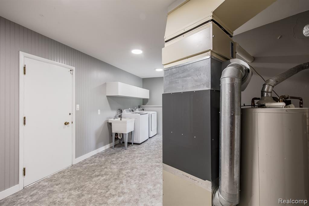 1771 Brookside Drive, Flint, MI 48503 — Photo 40