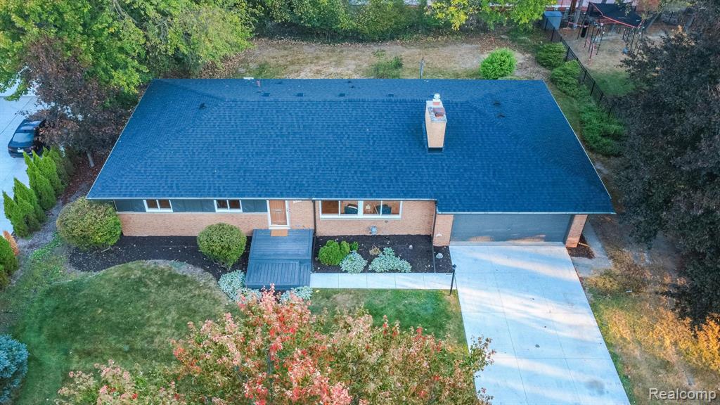 19332 Beverly Road, Beverly Hills, MI 48025 — Photo 35