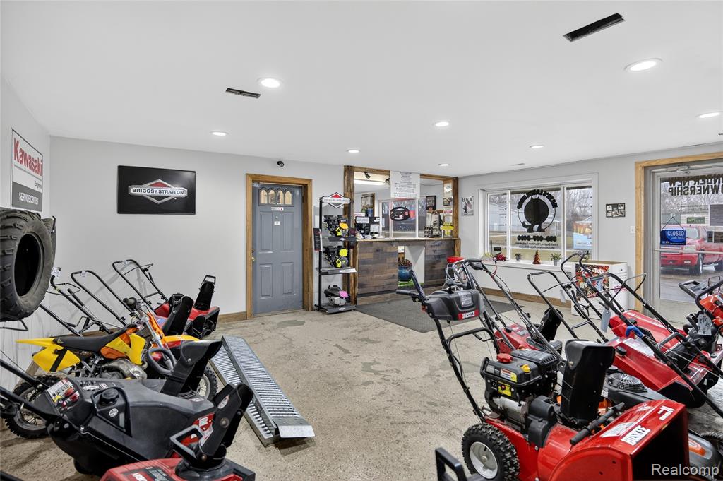 4057 Commerce Drive, Flushing, MI 48433 — Photo 8